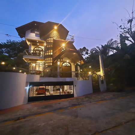 Angono El Castillo Bed And Breakfast מראה חיצוני תמונה