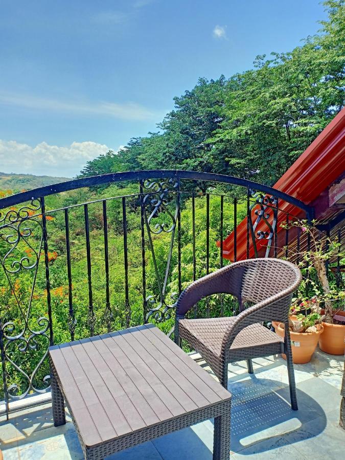 Angono El Castillo Bed And Breakfast מראה חיצוני תמונה