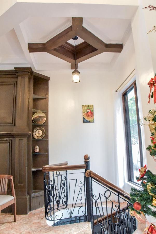 Angono El Castillo Bed And Breakfast מראה חיצוני תמונה