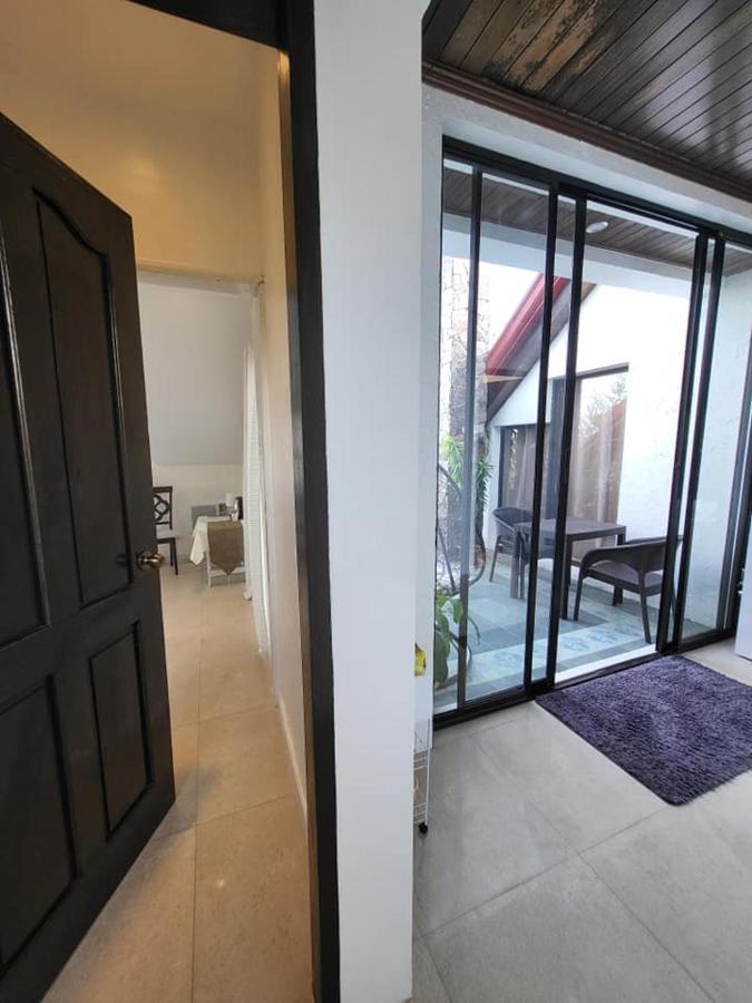 Angono El Castillo Bed And Breakfast מראה חיצוני תמונה