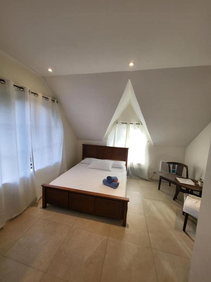 Angono El Castillo Bed And Breakfast מראה חיצוני תמונה
